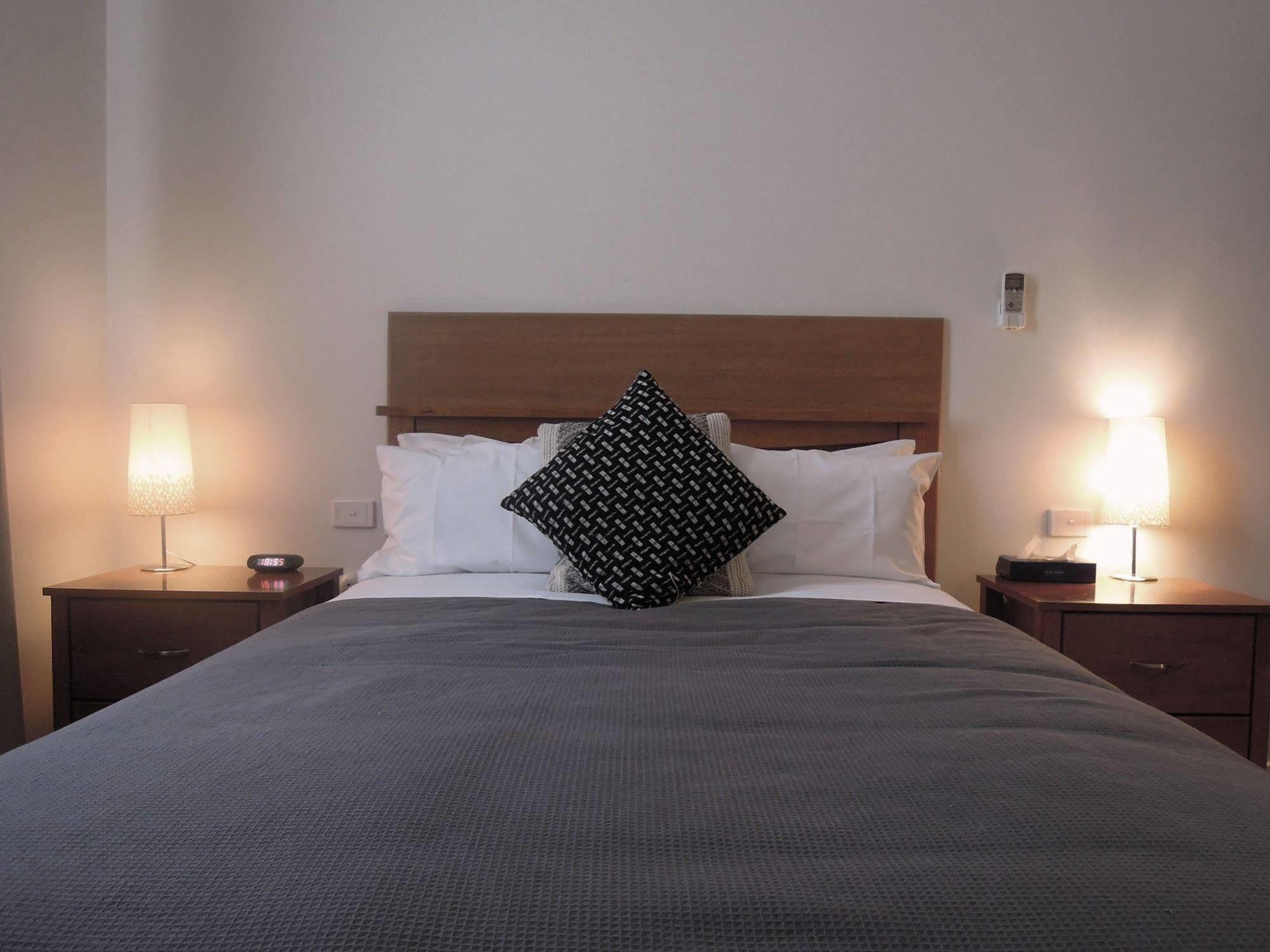 Plough Hotel Melbourne Luaran gambar
