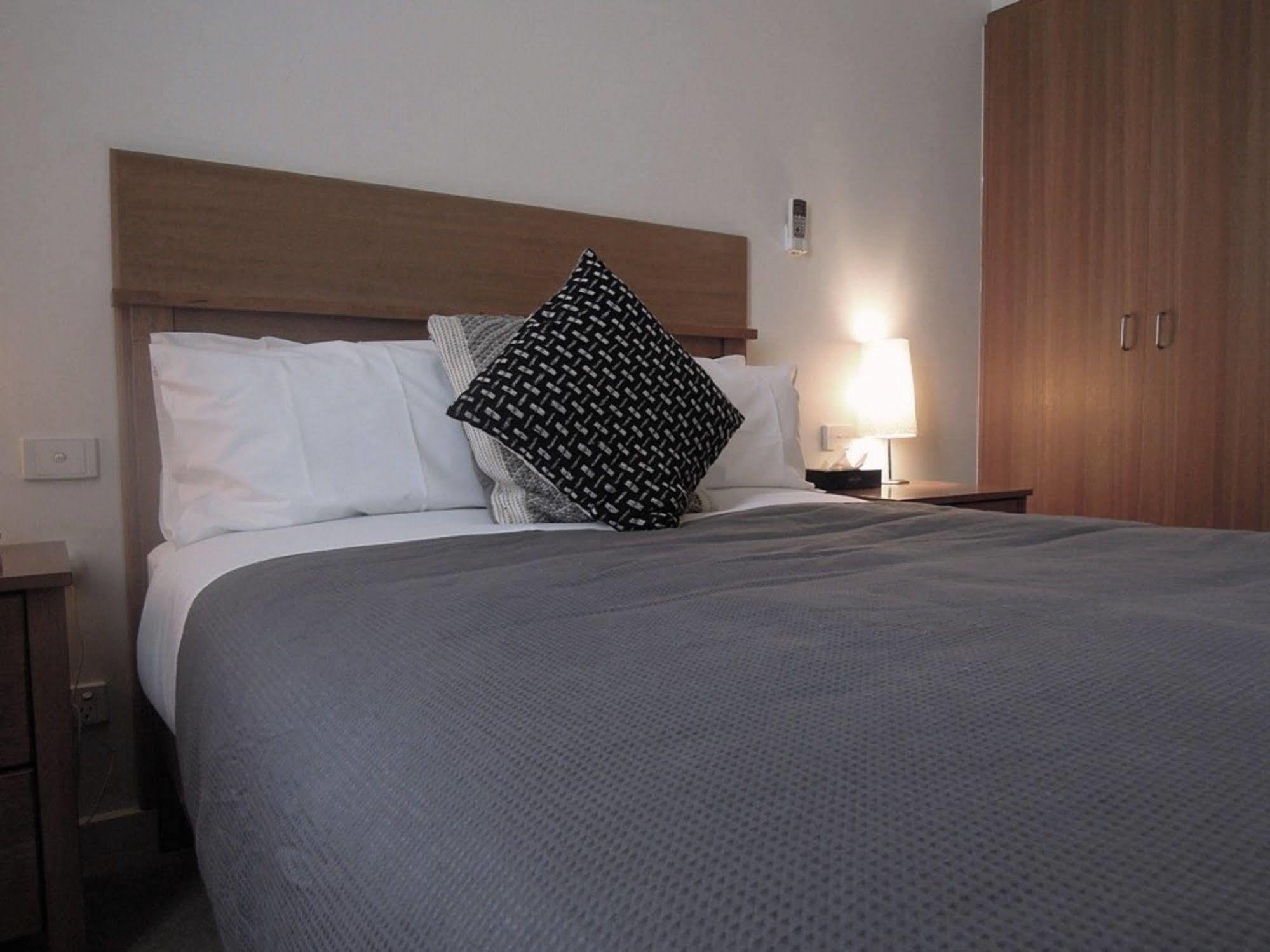 Plough Hotel Melbourne Luaran gambar