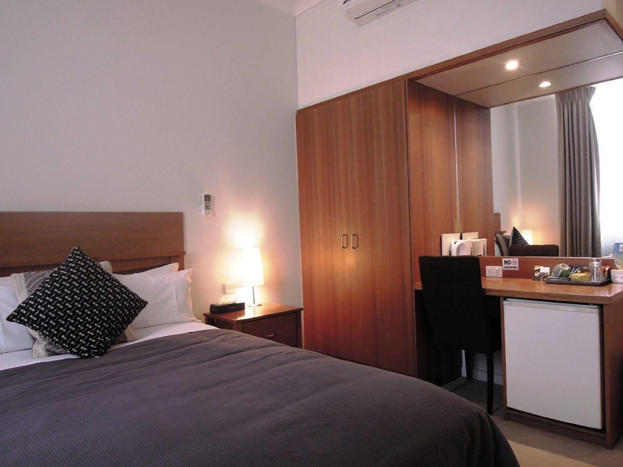 Plough Hotel Melbourne Luaran gambar